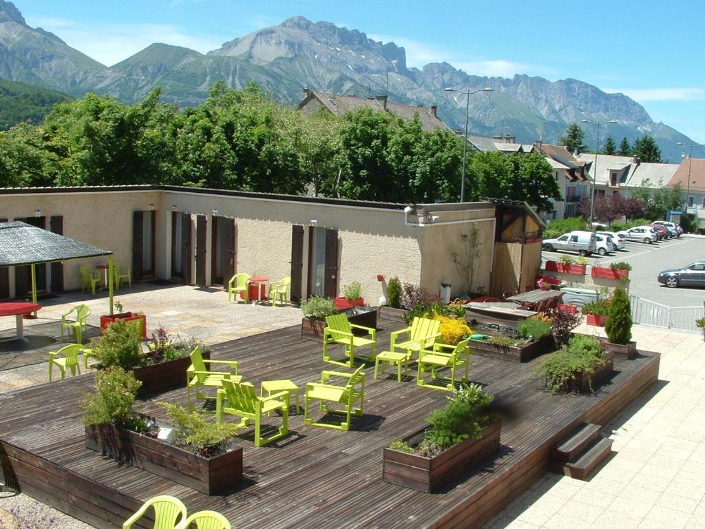 Hotel Le Connetable Сен-Боне-ан-Шампсор Екстериор снимка